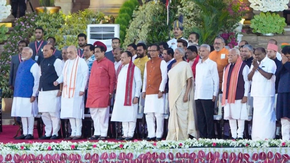 मोदींच्या नवीन मंत्रिमंडळातील 28 मंत्र्यांवर फौजदारी गुन्हे, 19 विरुद्ध गंभीर गुन्हे: ADR मोदींच्या नवीन मंत्रिमंडळातील 28 मंत्र्यांवर फौजदारी गुन्हे, 19 विरुद्ध गंभीर गुन्हे: ADR