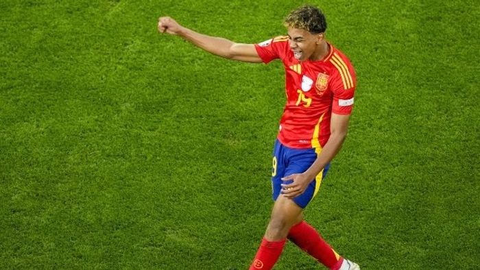 લેમીન યમલ (ગેટી)