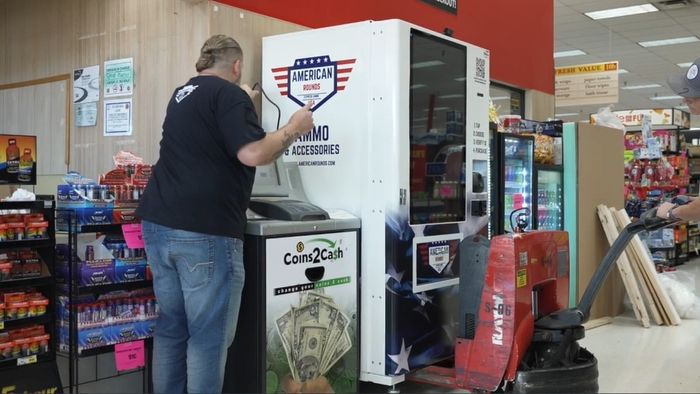यूएस मध्ये गन बुलेट व्हेंडिंग मशीन्स