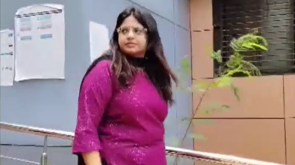 કોણ છે IAS પૂજા ખેડકર?