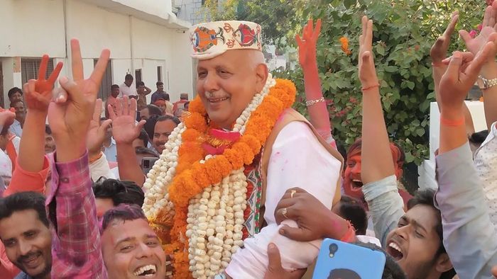 सूर्य प्रताप शाही चौथ्यांदा यूपीमध्ये मंत्री झाले आहेत.