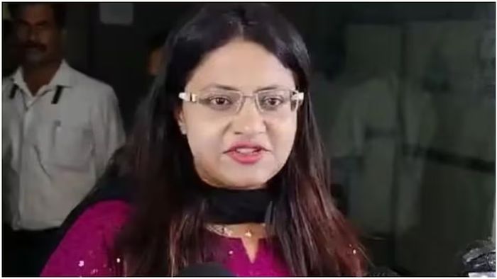 પૂર્વ IAS ટ્રેઇની પૂજા ખેડકર