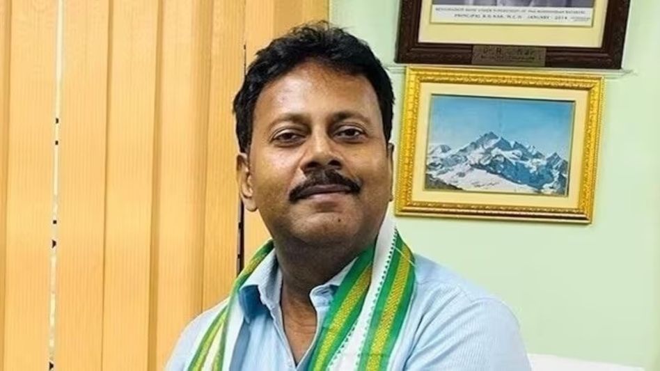 संदीप घोष यांना कोलकाता घटनेचे पुरावे नष्ट करायचे होते का? हा आदेश 10 ऑगस्ट रोजी जारी करण्यात आला संदीप घोष यांना कोलकाता घटनेचे पुरावे नष्ट करायचे होते का? हा आदेश 10 ऑगस्ट रोजी जारी करण्यात आला