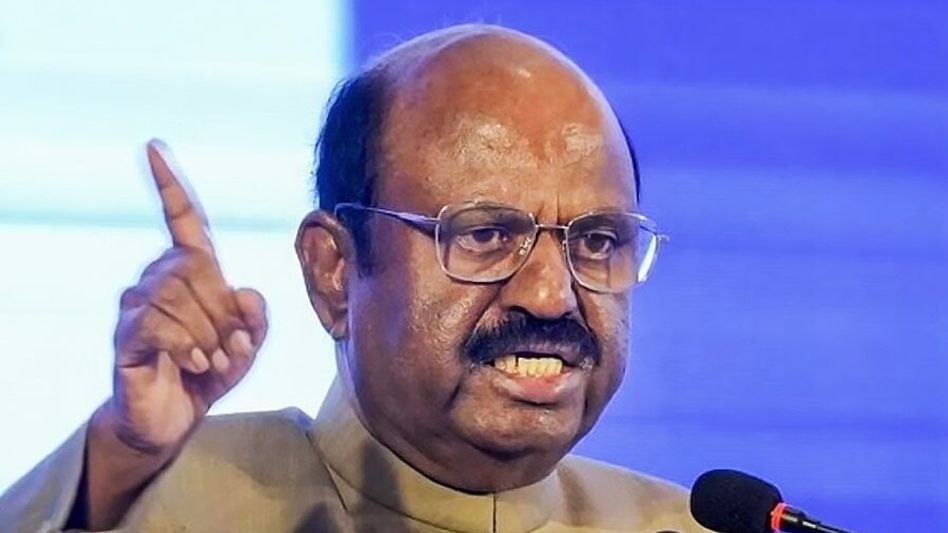 बंगाल: बलात्कारविरोधी विधेयकासह तांत्रिक अहवाल न पाठवल्याबद्दल राज्यपालांची मुख्यमंत्री ममतांवर टीका बंगाल: बलात्कारविरोधी विधेयकासह तांत्रिक अहवाल न पाठवल्याबद्दल राज्यपालांची मुख्यमंत्री ममतांवर टीका