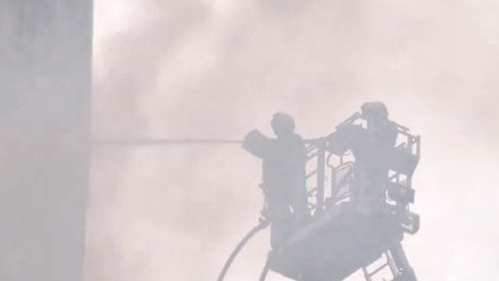 मुंबईच्या टाइम्स टॉवरला आग