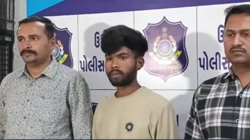 आरोपी पोलिसांच्या ताब्यात आहे.