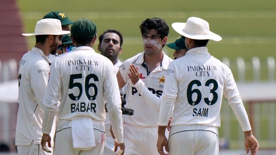 पाकिस्तान संघात मोठे बदल... नसीम शाहसह ७ खेळाडू बाद, हा सलामीवीर पुनरागमन पाकिस्तान संघात मोठे बदल... नसीम शाहसह ७ खेळाडू बाद, हा सलामीवीर पुनरागमन