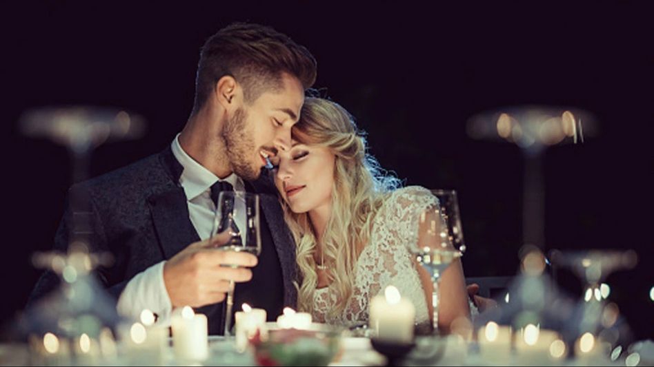 বিবাহিত নারী বা পুরুষের সঙ্গে সম্পর্কে জড়িয়েছেন? যে ২ কারণে নিজেকে সরিয়ে আনতে হবে বিবাহিত নারী বা পুরুষের সঙ্গে সম্পর্কে জড়িয়েছেন? যে ২ কারণে নিজেকে সরিয়ে আনতে হবে