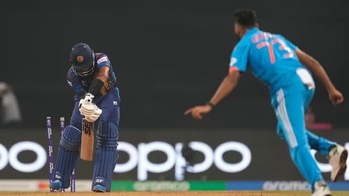 বিশ্বকাপে চূড়ান্ত ব্যর্থ, চাকরি গেল গোটা শ্রীলঙ্কা ক্রিকেট বোর্ডের