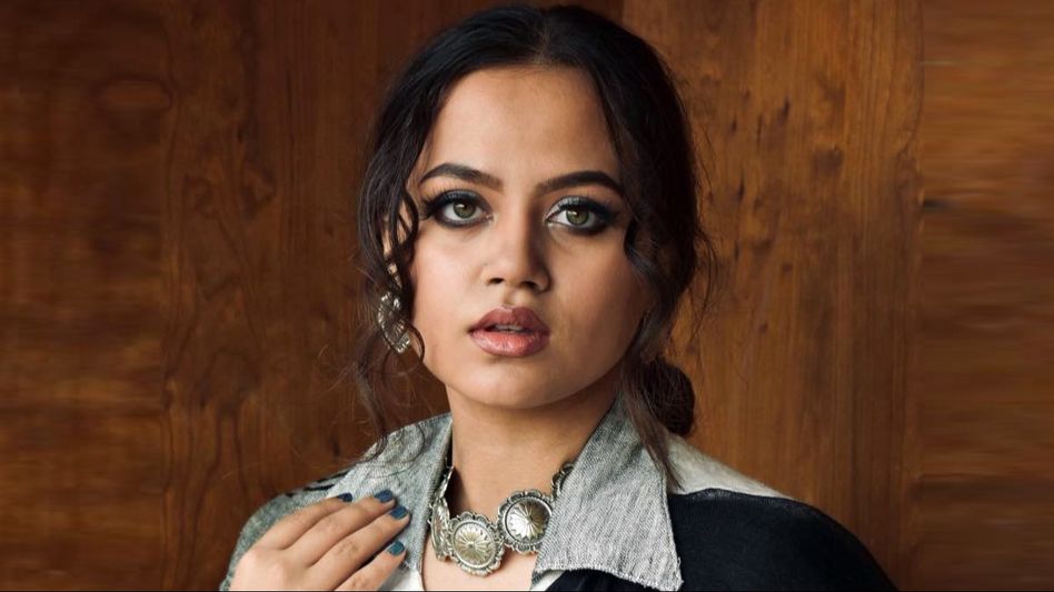 ‘অনুরাগের ছোঁয়া’ থেকে বিদায় নিচ্ছেন প্রধান নায়িকা! শেষ হচ্ছে সূর্য-দীপার ভালোবাসার গল্প? 2 Actress Ahona Dutta