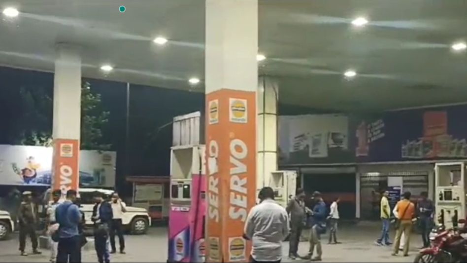 Assam: 'No Helmet, No Fuel' rule in Kokrajhar district Assam: 'No Helmet, No Fuel' rule in Kokrajhar district