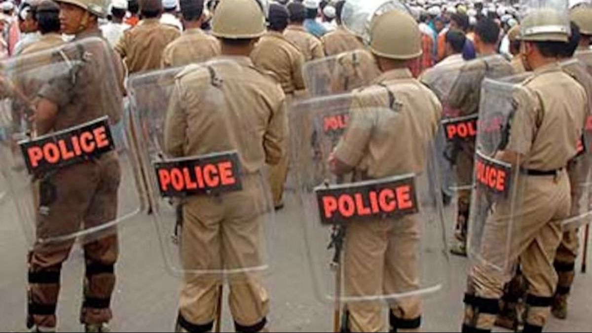 Tripura: Police resort to tear gas, charge lathi after locals demand hand over of man accused in murder case Tripura: Police resort to tear gas, charge lathi after locals demand hand over of man accused in murder case