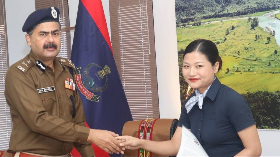 Mizoram police commends Indigo airlines security for crystal meth seizure and ammunition detection Mizoram police commends Indigo airlines security for crystal meth seizure and ammunition detection