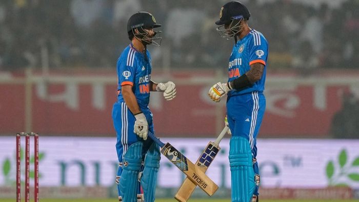 বিশ্বচ্যাম্পিয়ন হওয়ার পরের ম্যাচেই বড় হার অস্ট্রেলিয়ার, টি২০ সিরিজে এগোল টিম ইন্ডিয়া