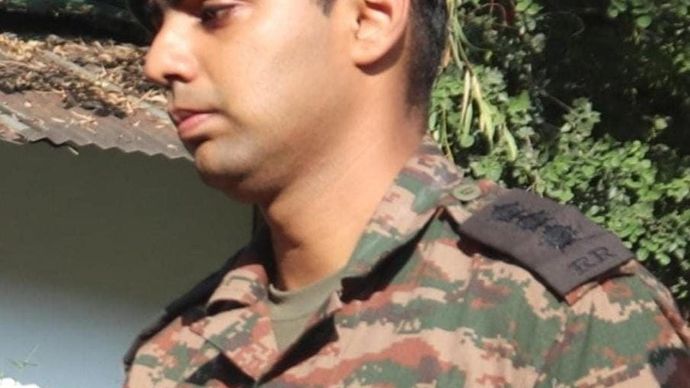 जम्मू-कश्मीर के राजौरी में हुए एनकाउंटर में कैप्टेन एमवी प्रांजल शहीद हो गए जम्मू-कश्मीर के राजौरी में हुए एनकाउंटर में कैप्टेन एमवी प्रांजल शहीद हो गए