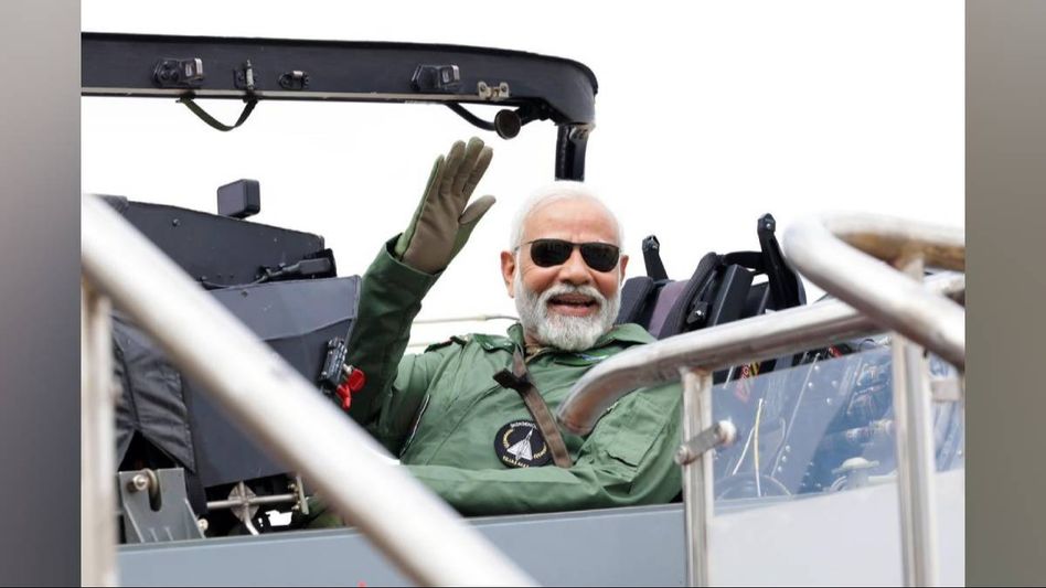 PM Modi takes flight in Tejas fighter, completes a sortie during visit to HAL PM Modi takes flight in Tejas fighter, completes a sortie during visit to HAL