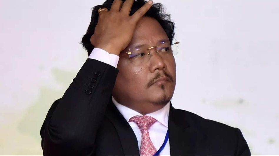 Meghalaya CM Conrad Sangma's convoy hit by pick-up truck in Upper Shillong Meghalaya CM Conrad Sangma's convoy hit by pick-up truck in Upper Shillong