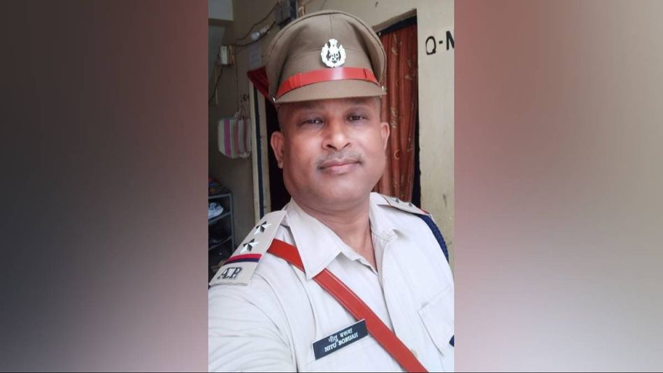 Assam: Four police personnel including OC of Dhumerghat Police Station Reserve Closed on charges of extortion Assam: Four police personnel including OC of Dhumerghat Police Station Reserve Closed on charges of extortion