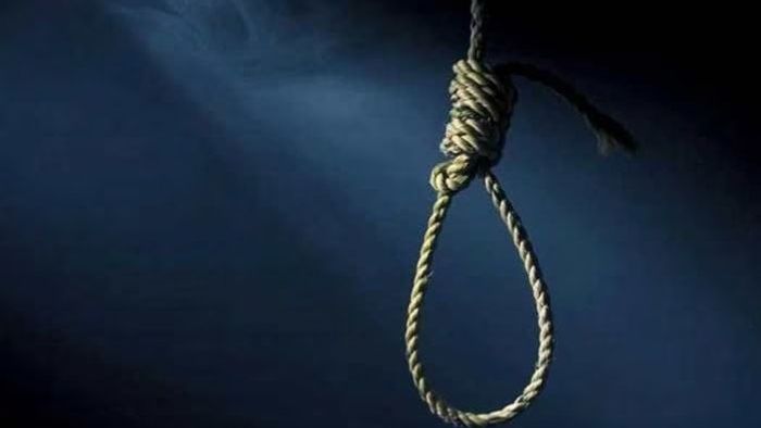 বালুরঘাটে প্রেমিক-প্রেমিকার ঝুলন্ত দেহ উদ্ধার, খুন না আত্মহত্যা?