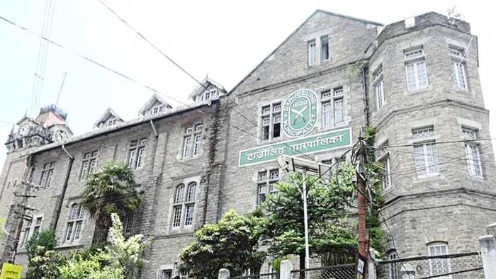 ভুটানের পর এবার দার্জিলিংয়েও পর্যটকদের গুণতে হবে বাড়তি ট্যাক্স