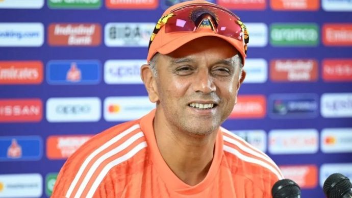 Rahul Dravid और मौजूदा सपोर्ट स्टाफ ही टीम इंडिया के साथ बने रहेंगे Rahul Dravid और मौजूदा सपोर्ट स्टाफ ही टीम इंडिया के साथ बने रहेंगे