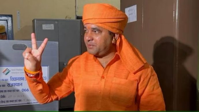 भाजपा के बाबा