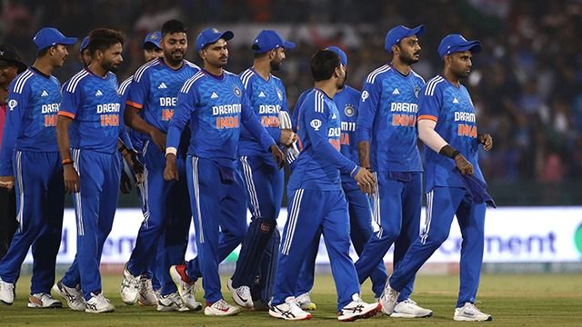 বছর ঘুরলেই T20 বিশ্বকাপ, অজি সিরিজে কী পেল ভারতীয় দল?