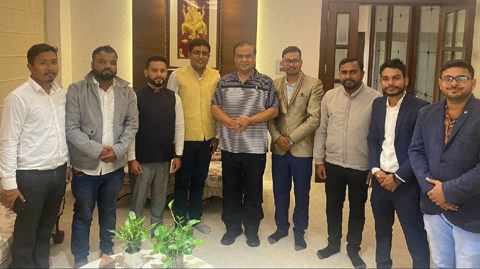 Assam: 300 former AASU leaders set to join BJP Assam: 300 former AASU leaders set to join BJP