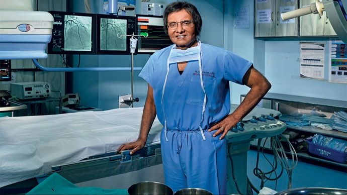 डॉ. पुरुषोत्तम लाल, 69 वर्ष, चेयरमैन, मेट्रो ग्रुप ऑफ हॉस्पिटल्स