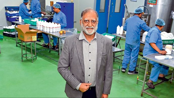 सुधाकर अग्रवाल, 68 वर्ष निदेशक, इंडियन हर्ब्स