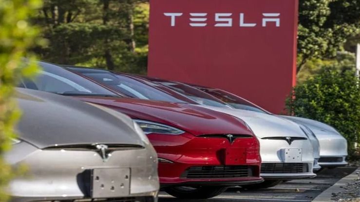 Elon Musk ने कम कीमत वाली इलेक्ट्रिक कार के प्रोडक्शन पर अपडेट दिया है Elon Musk ने कम कीमत वाली इलेक्ट्रिक कार के प्रोडक्शन पर अपडेट दिया है