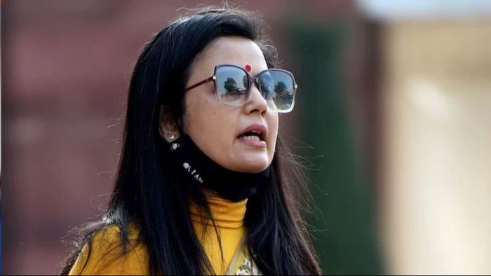 'BJP বস্ত্রহরণ শুরু করেছে, এবার মহাভারতের যুদ্ধ হবে,' সংসদে পৌঁছে বললেন মহুয়া