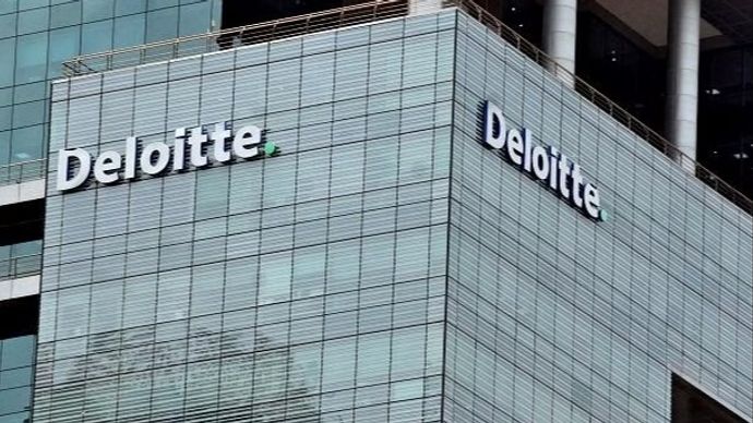 Deloitte India के सीईओ रोमल शेट्टी ने बिजनेस टुडे टीवी को बताया कि डेलॉइट अपनी मौजूदा टीम में 40,000-50,000 नए कर्मचारियों को नियुक्त करने की योजना बना रही है Deloitte India के सीईओ रोमल शेट्टी ने बिजनेस टुडे टीवी को बताया कि डेलॉइट अपनी मौजूदा टीम में 40,000-50,000 नए कर्मचारियों को नियुक्त करने की योजना बना रही है