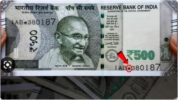 স্টার (*) চিহ্ন দেওয়া ৫০০ টাকার নোট জাল না বৈধ— এই নিয়ে বাজারে ধোঁয়াশা এখনও চলছে।