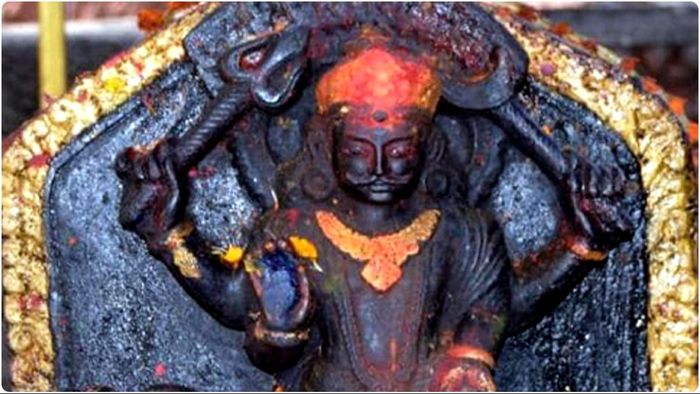 কুম্ভ রাশিতে শনির সরাসরি গতি ২০২৪ সালে অব্যাহত থাকবে। এর প্রভাবে ২০২৪ সালে ৫ রাশির জীবন বিপর্যস্ত হতে পারে।