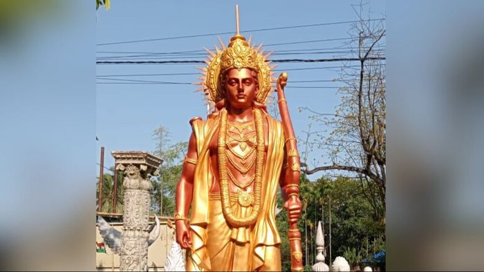 ram statue