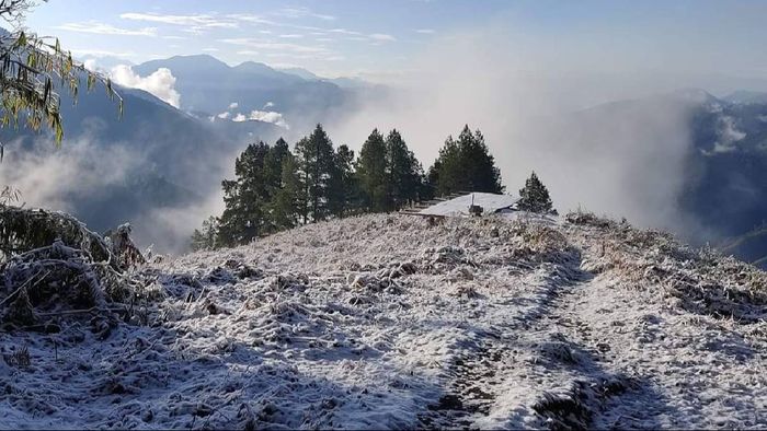 Arunachal: Anini town sparkles as It welcomes first snowfall of the season