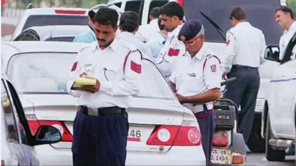 ट्रैफिक नियम ट्रैफिक नियम