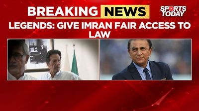 Cricket legends urge Pakistan to ensure dignity and fair treatment for Imran Khan Cricket legends appeal for dignified treatment of Imran Khan in Pakistan jail