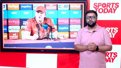 Andy Flower counts himself out of England's Test head coach race, to stay with RCB andy flower staying as royal challengers franchise coach