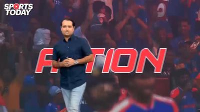 Did Fatima Sana take a direct jibe at Shahid Afridi's old 'women can cook, not play' comment? Fatima sanna cricket controversy and achievements