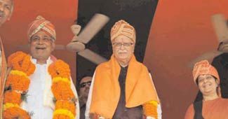 नीतीश कुमार और आडवाणी