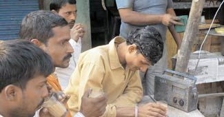 एफएम रेडियो के जरिए प्रचार