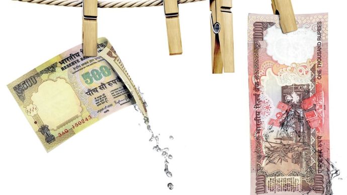 नोटबंदी में जुगाड़ से सफेद किया जा रहा है काला धन