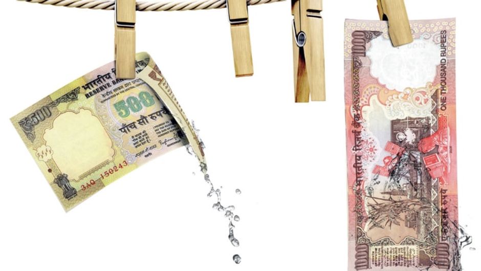 नोटबंदी में जुगाड़ से सफेद किया जा रहा है काला धन