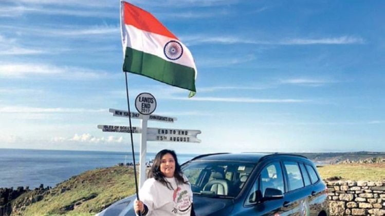फर्राटा भरती देशभक्त