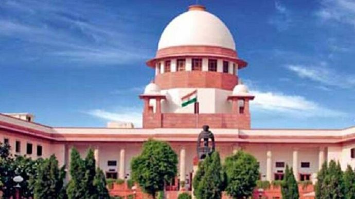 हाईकोर्ट के ज्यादा लंबे तजुर्बे के आधार पर दीपक मिश्रा हुए सीनियर