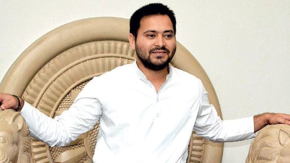 सिंहासन पटना में बिहार म्यूजियम के एक दौरे पर तेजस्वी यादव