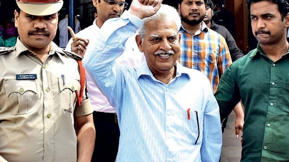 असंतोष दबाने की कोशिश? (ऊपर बाएं से क्रमश:) अरुण फरेरा, वरवर राव, गौतम नवलखा और सुधा भारद्वाज