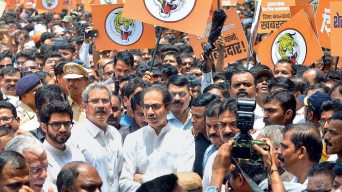 सड़क पर आक्रोश शिवसेना प्रमुख उद्धव ठाकरे 18 जुलाई को किसान रैली में